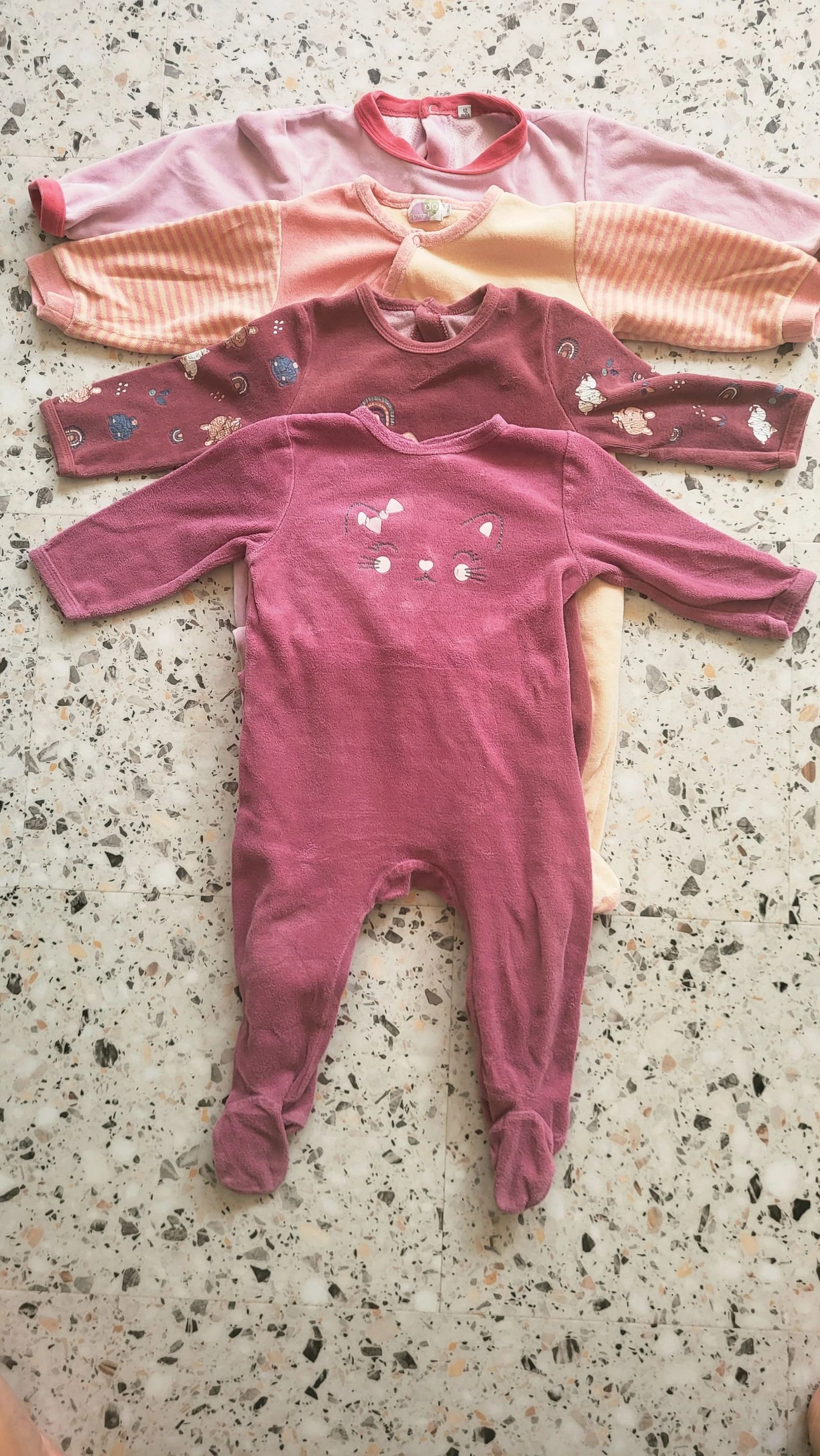Lote de pijamas 12 meses – photo 7